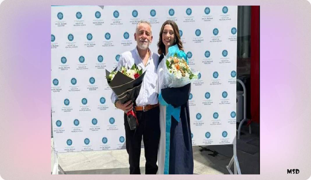Portakal ailesinde mezuniyet sevinci 2